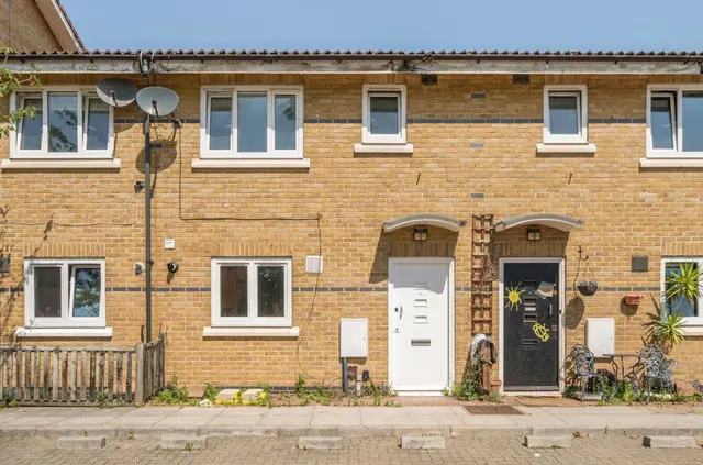 Liardet Street, London, SE14, photo 3