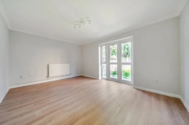 Liardet Street, London, SE14, photo 2