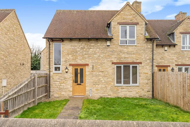 Moorhen Close, Marsh Gibbon, OX27, photo 1
