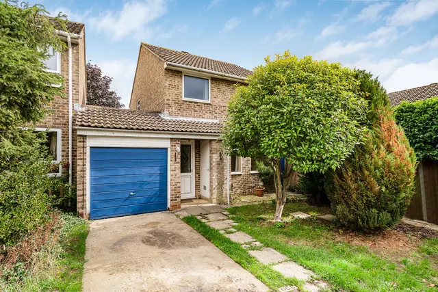 Roundham Close, Kidlington, photo 1