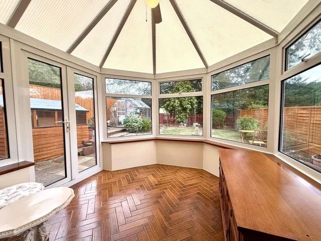 Photo 3 — Wensleydale Close, Swindon, Wiltshire, SN5 5SP