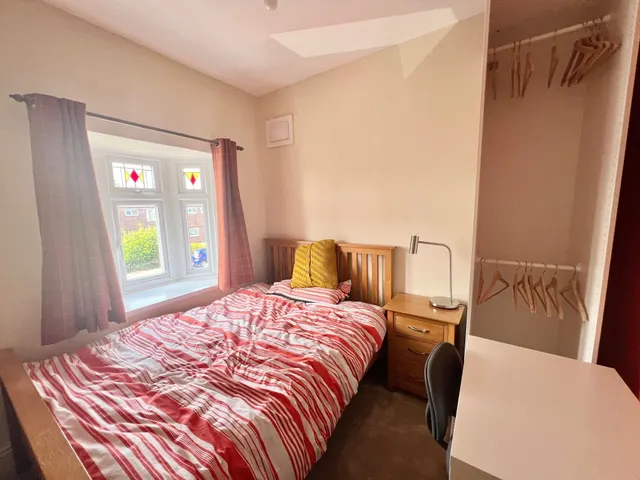Peveril Road, Beeston, NG9, photo 1