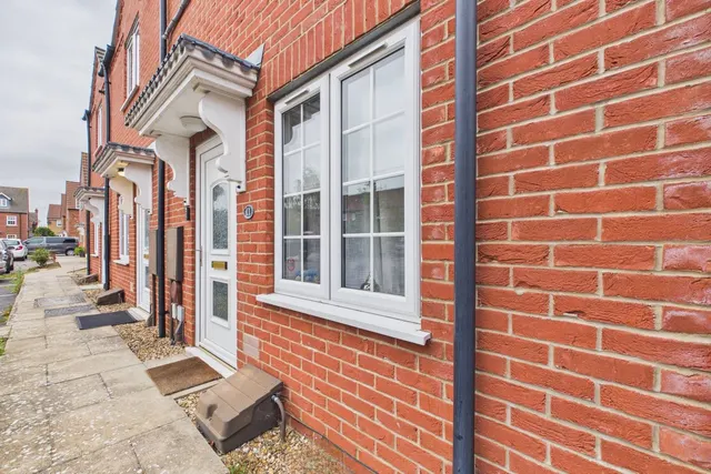 Foxglove Court, Spalding, PE11, photo 2