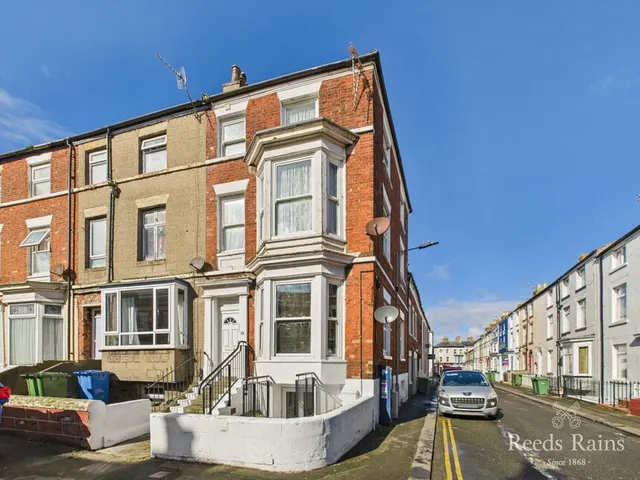Aberdeen Street, Scarborough, YO11, photo 1