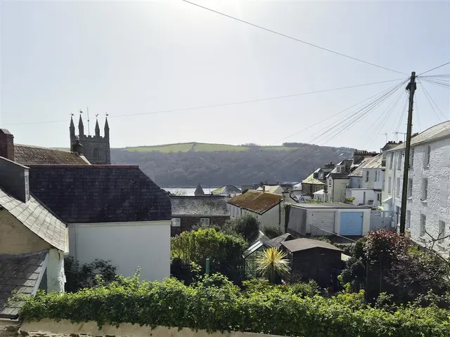 Cobbs Well, Fowey, photo 1