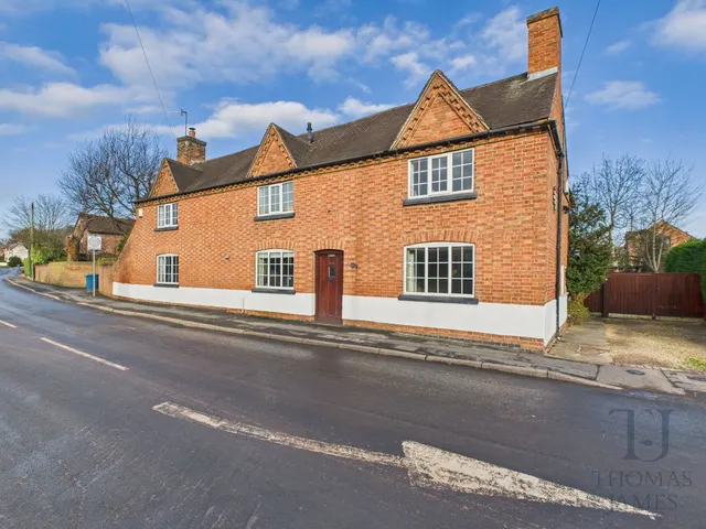 Main Road, Cotgrave, NG12, photo 2