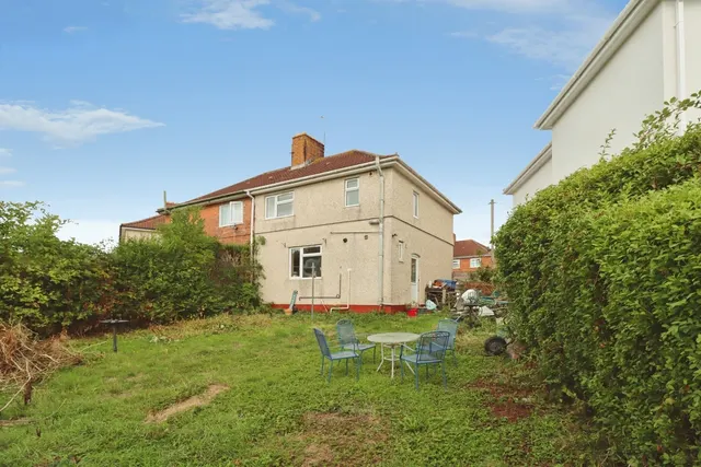 Photo 3 — Honiton Road, Fishponds, Bristol, BS16