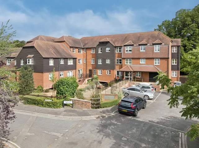 Mill Stream Court, Abingdon, OX14, photo 1