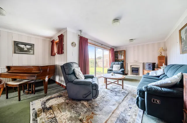 Warner Road, Selsey, PO20, photo 2