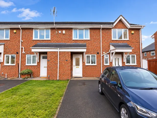 St Albans Court, LS9, photo 1