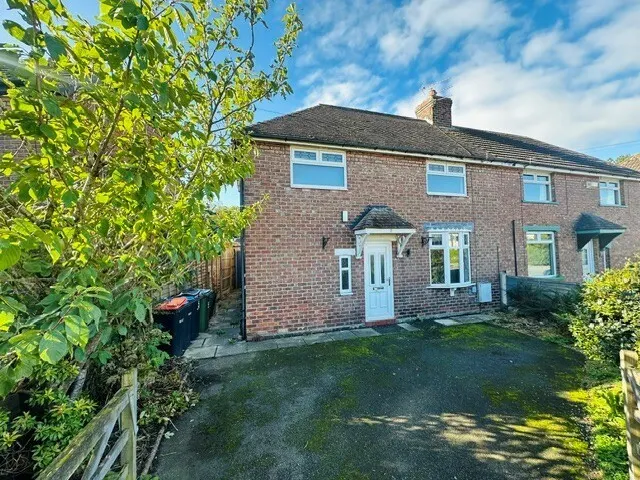 Nicholas Avenue, Rudheath, CW9, photo 1