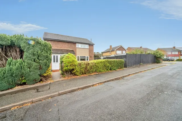 South Lawne, Bletchley, Milton Keynes, MK3, photo 1