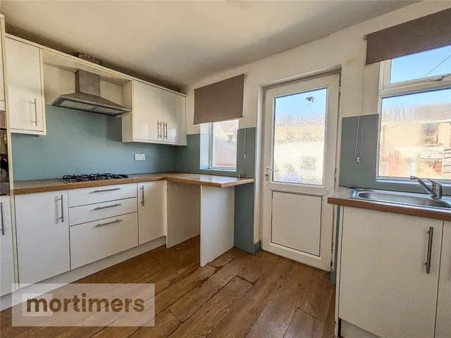 Clarke Street, Rishton, BB1, photo 2