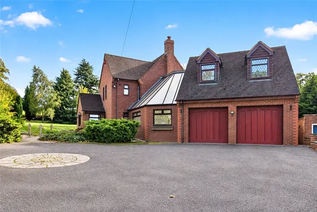 Mount Edge, Hopton, ST18, photo 1