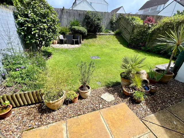 Borlase Crescent, St Austell, PL25, photo 2