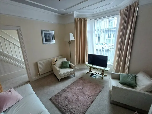 Trentham Avenue, Liverpool, L18, photo 3