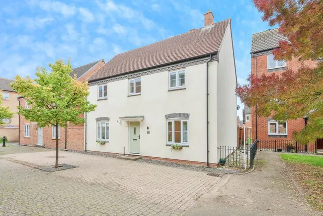 Pewter Court, Wilnecote, B77, photo 1