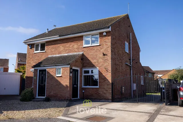 Orion Way, Grimsby, DN34, photo 1