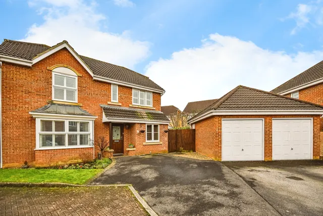Shoscombe Gardens, Frome, BA11, photo 1