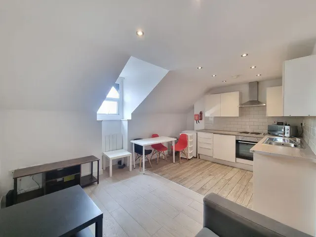 London Road, Leicester, LE2, photo 2