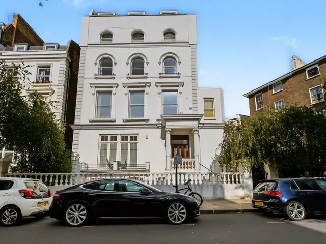 Pembridge Crescent, London, W11, photo 1