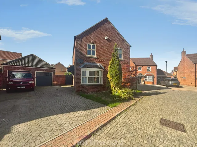 Station Court, Hatfield, DN7, photo 1