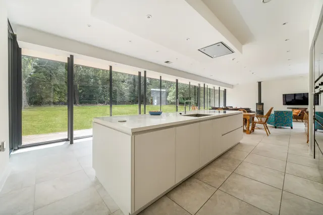 Photo 3 — Cobblershill, Great Missenden, HP16