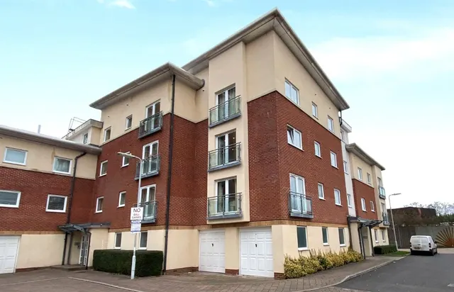 Winterthur Way, Basingstoke, Hampshire, RG21 7UH, photo 1