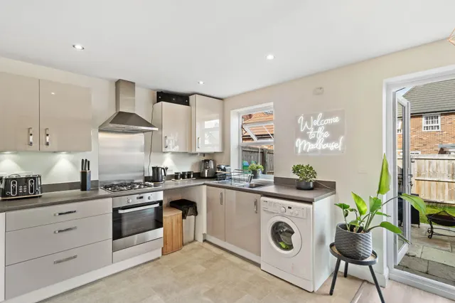 Photo 2 — Braeburn Drive, Appleton, Warrington, WA4 5AA