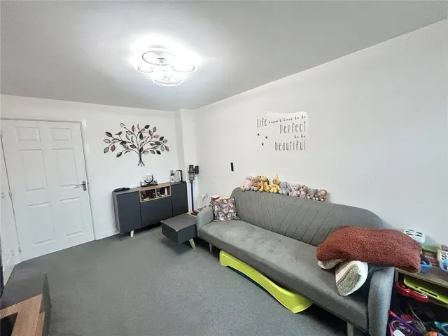 Flockton Gardens, Coventry, CV6, photo 3