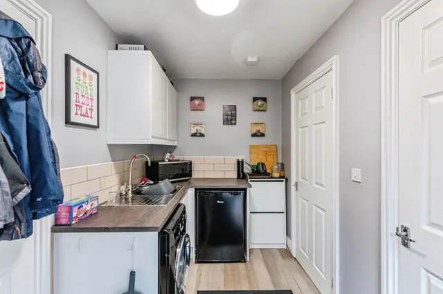 Denford Road, Ringstead, NN14, photo 3