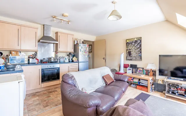 Avonmouth Road, Avonmouth, BS11, photo 2