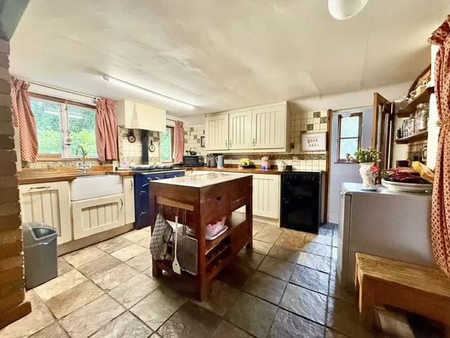 Gloucester Road, Upleadon, photo 2