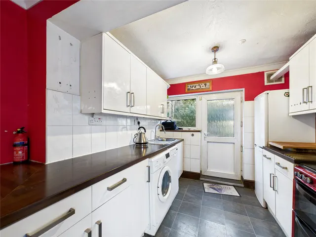 Greenstead Road, Colchester, CO1, photo 2