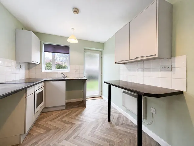 Langdale Grove, Corby, NN17, photo 3