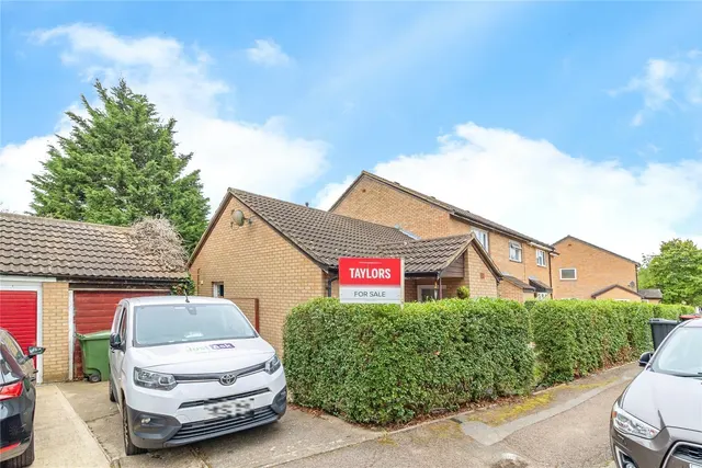 Forest Rise, Eaglestone, Milton Keynes, Buckinghamshire, MK6, photo 1