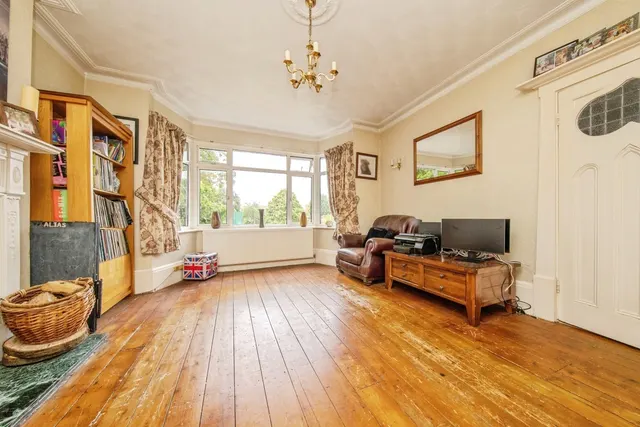 Photo 3 — Arnold Road, Clacton-on-Sea, Essex, CO15