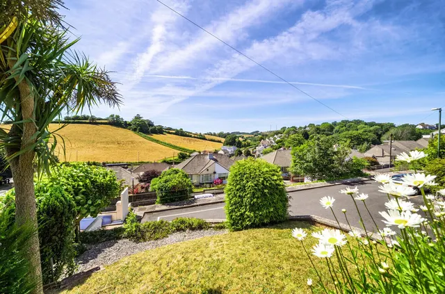 Waterleat Avenue, Paignton, TQ3