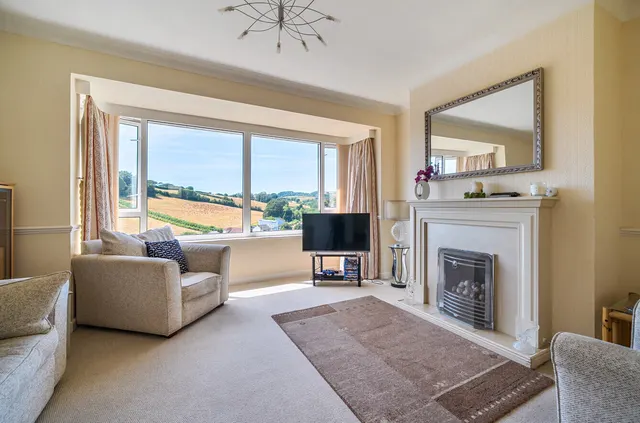 Waterleat Avenue, Paignton, Devon, TQ3