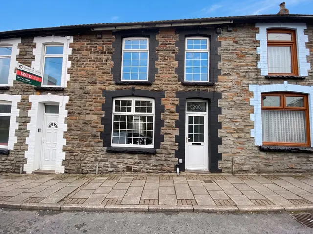 Park Road, Treorchy, CF42, photo 1