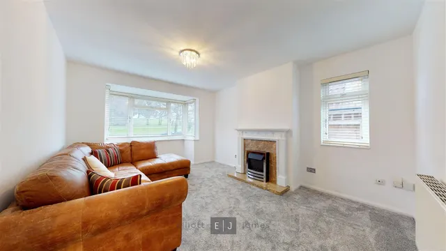 Photo 3 — Rectory Lane, Loughton