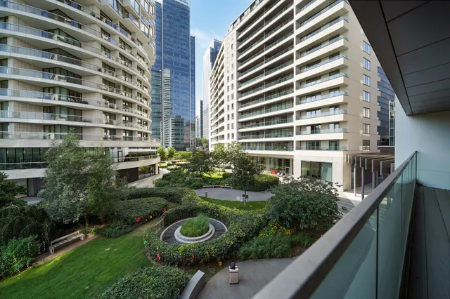 Photo 3 — 10 Park Drive, London, E14 9ZW