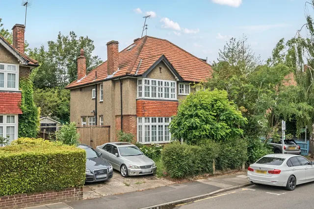 Vinson Close, BR6, photo 1