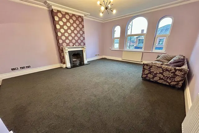 Wilmslow Road, Manchester, photo 2