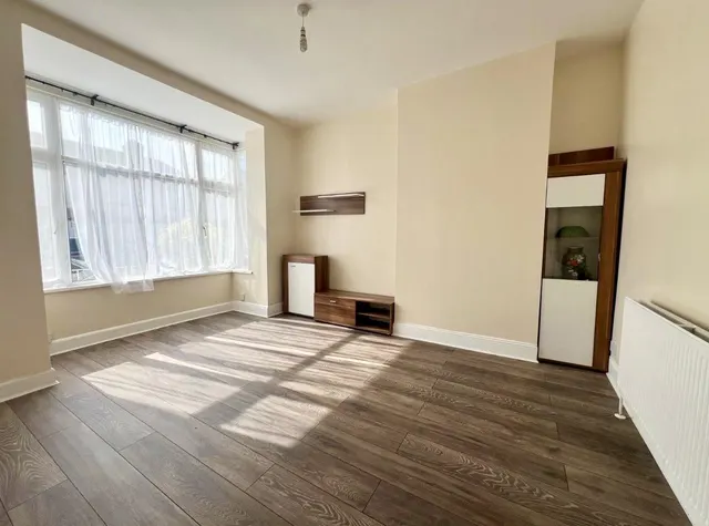 Kynaston Road, Thornton Heath, CR7, photo 2