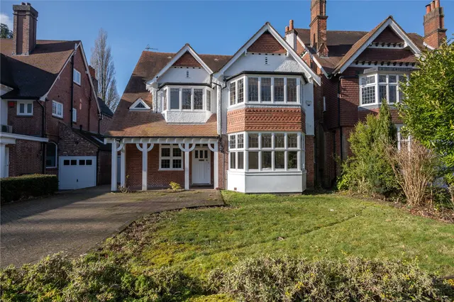 Amesbury Road, Moseley, Birmingham, B13 8LD, photo 1