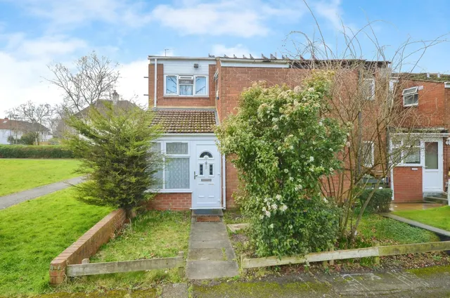 Springway, Harrow, HA1, photo 1
