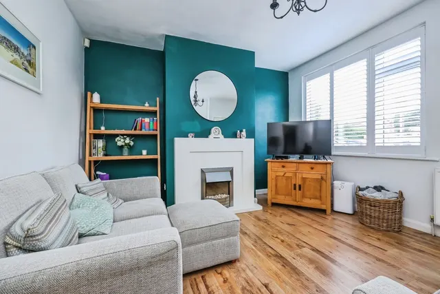 Byron Street, Hucknall, NG15, photo 3