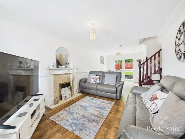 Photo 2 — Nidderdale Close, Bridlington, East Yorkshire, YO16