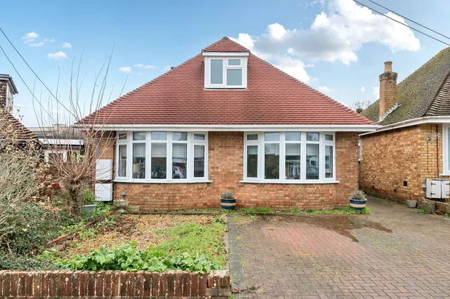 Southdene Road, Chandler's Ford, SO53, photo 1